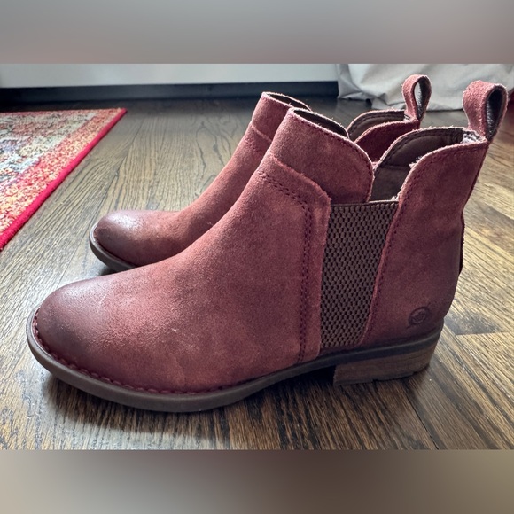 Born • Women's Brenta Comfort Booties (6) - Picture 6 of 9